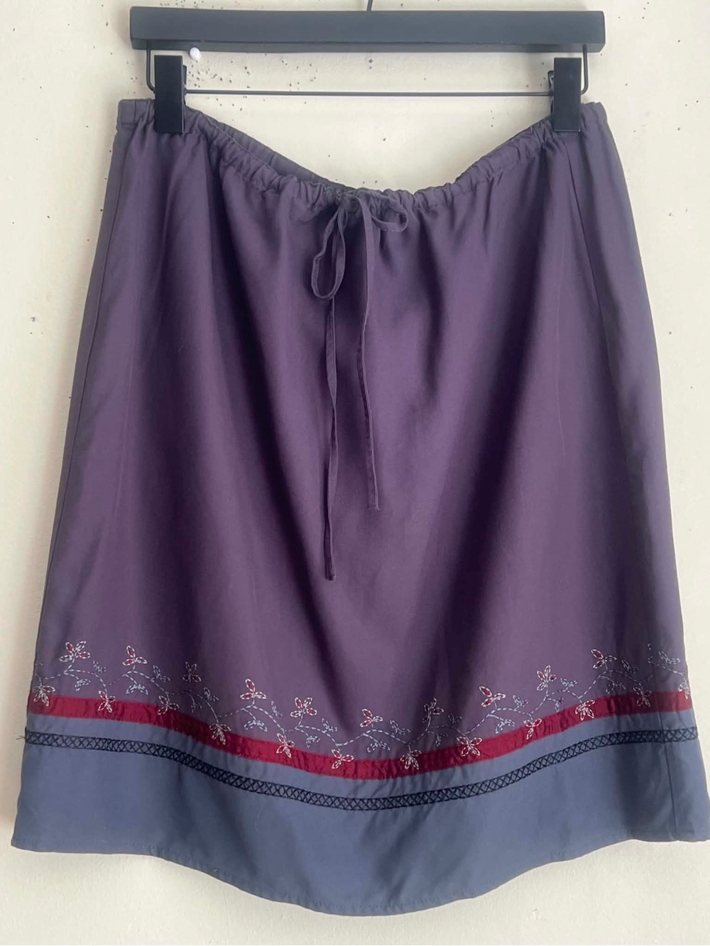 Eddie Bauer Purple A-Line Skirt with Blue Hem and Red Trim